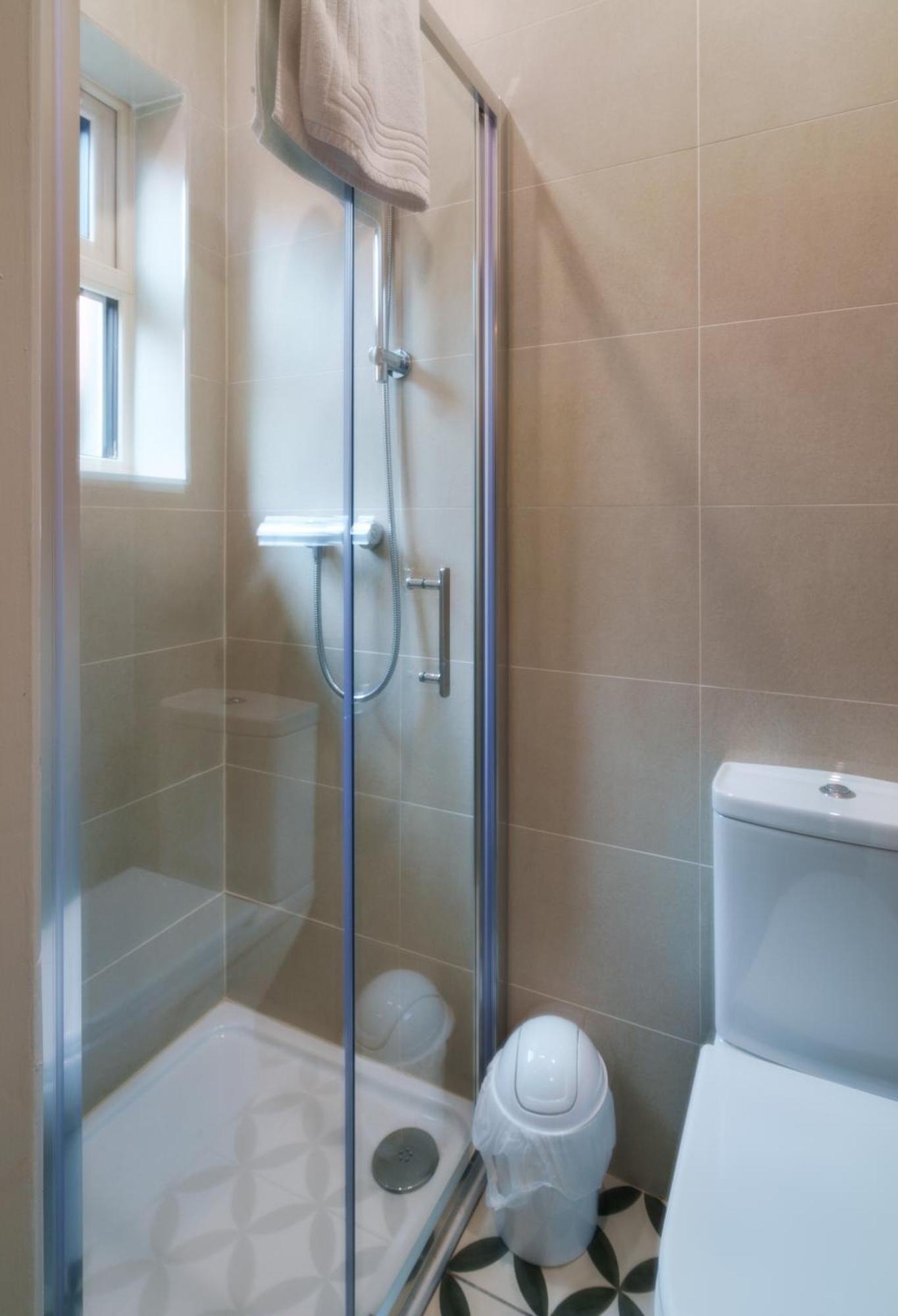Topper'S Rooms Guest Accommodation Carrick on Shannon Exterior foto